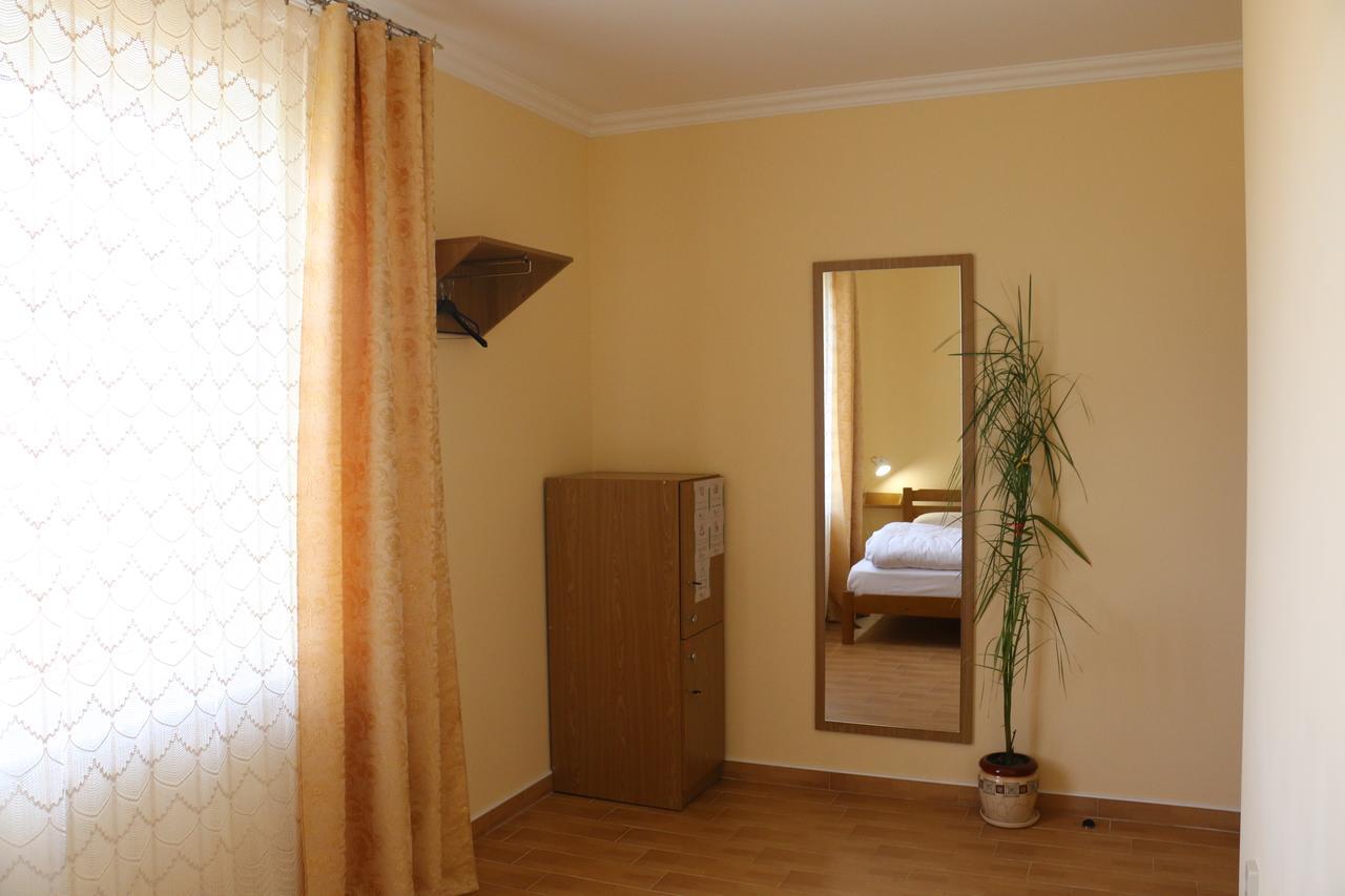 Sweet Home Hostel / Guest House Černovice Exteriér fotografie